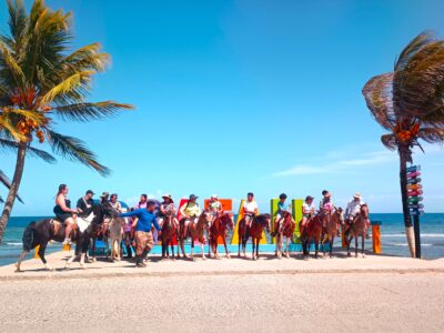 HORSEBACK RIDING // Wild Rein Adventures