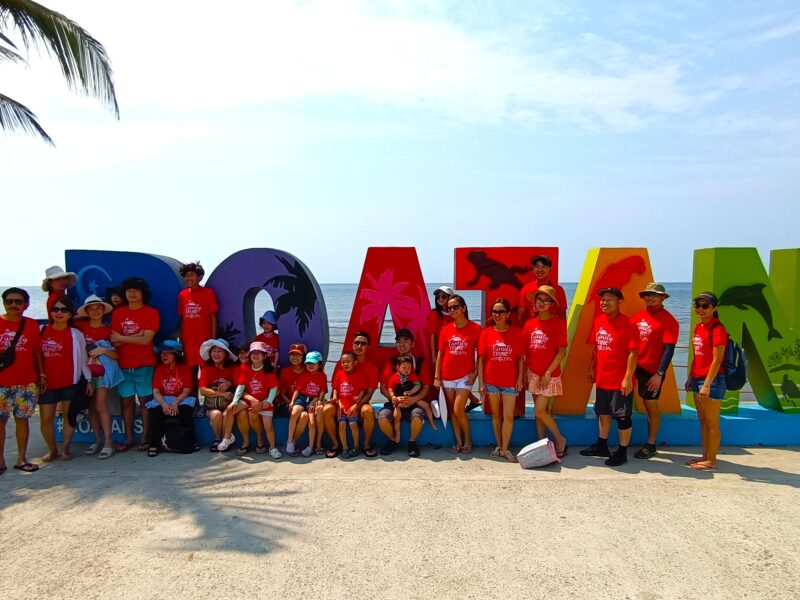 ISLAND TOUR // The Roatan Roots & Routes Tour