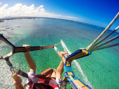 ROATAN SKY ADVENTURE: PARASAILING OVER THE REEF